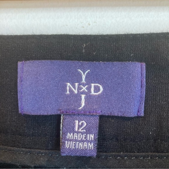 NYDJ Sz 12 Jersey Knit Jegging Style Trouser Tapered Leg  Front Seams Pants - Picture 4 of 7